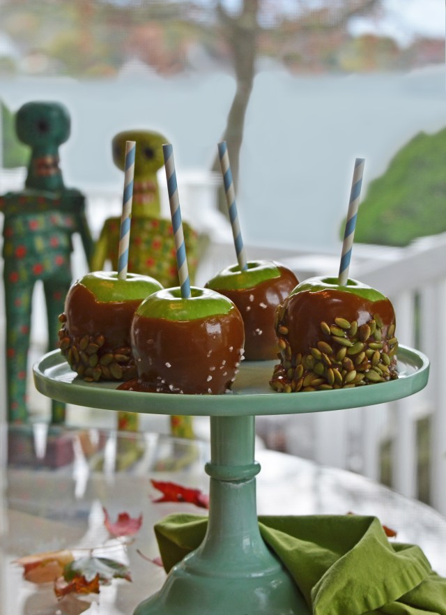 candy apple pedistal flat